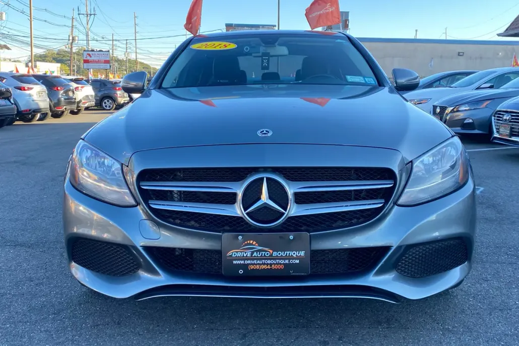 2018 Mercedes Benz C 300 4MATIC Sedan photo 1