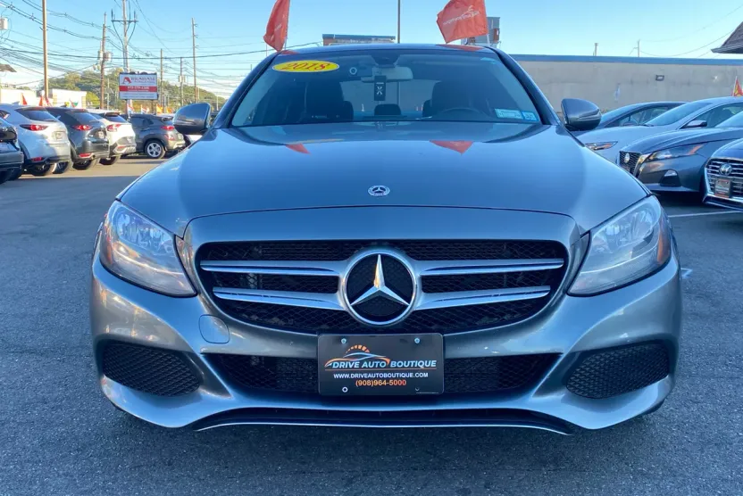 2018 Mercedes Benz C 300 4MATIC Sedan photo 1