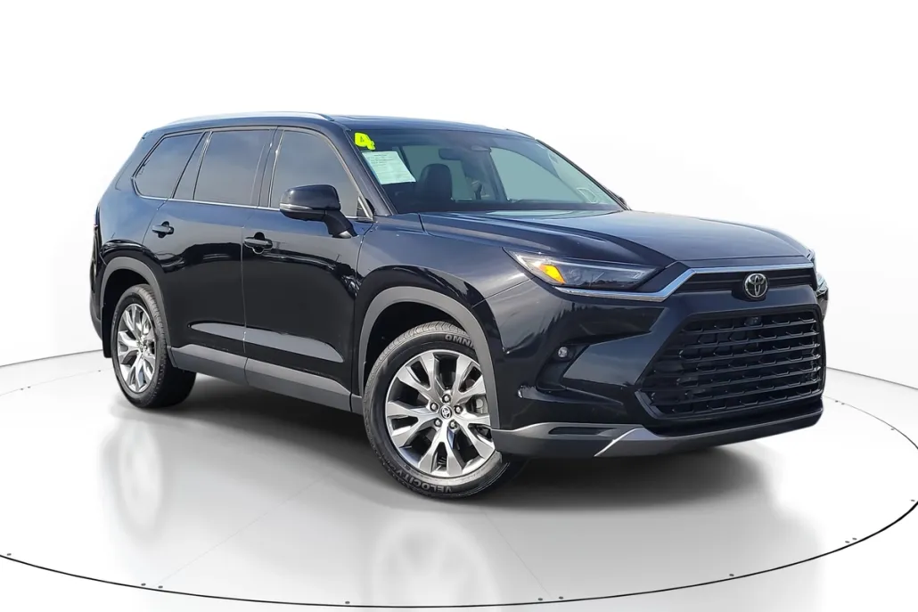 2024 Toyota Grand Highlander Limited photo 1