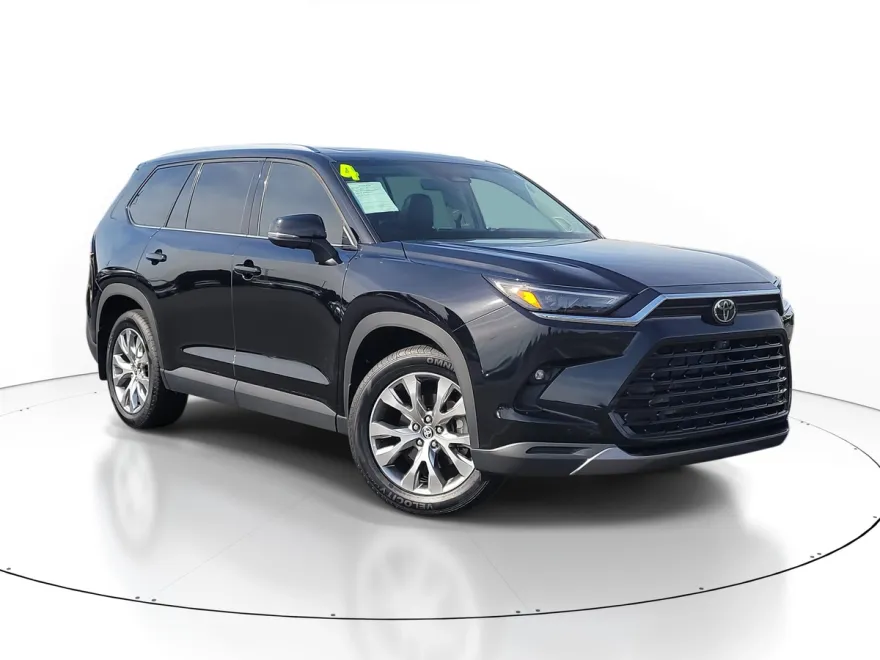 2024 Toyota Grand Highlander Limited photo 1