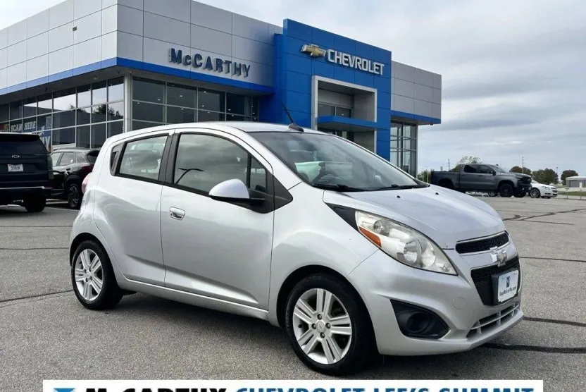 2014 Chevrolet Spark LT photo 1