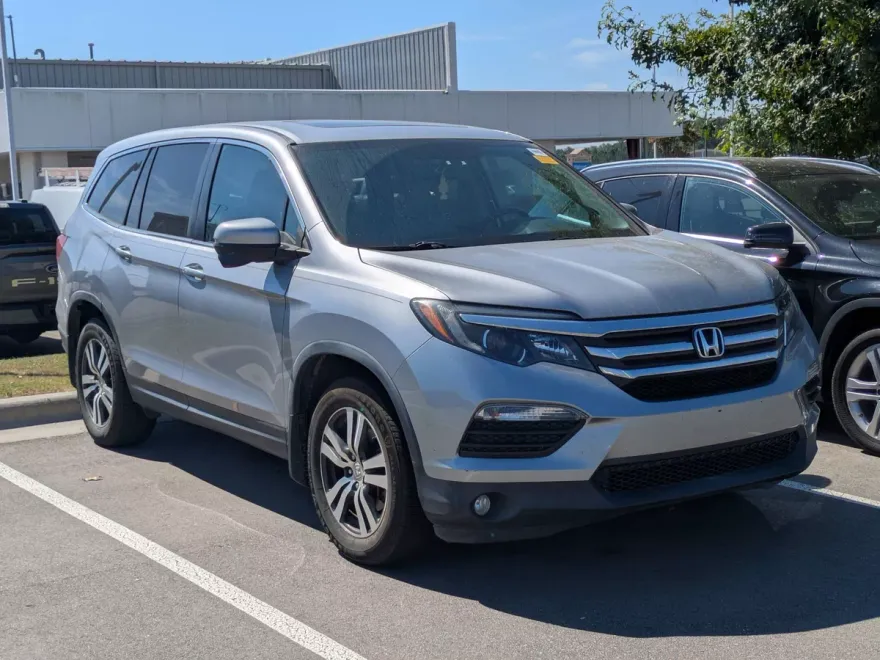 2016 Honda Pilot EX-L photo 1