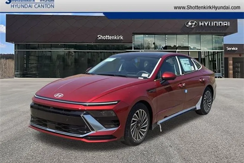 2025 Hyundai Sonata Hybrid Limited photo 1