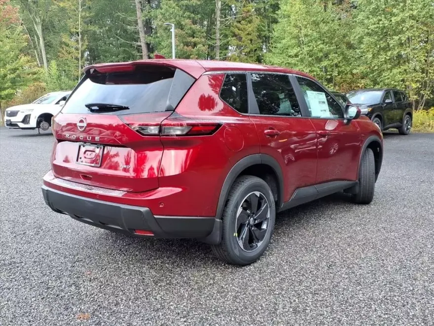 2026 Nissan Rogue SV photo 1