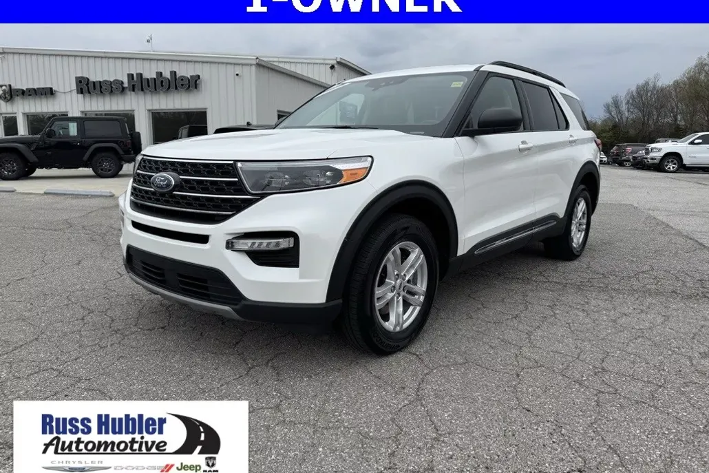 2022 Ford Explorer XLT photo 1