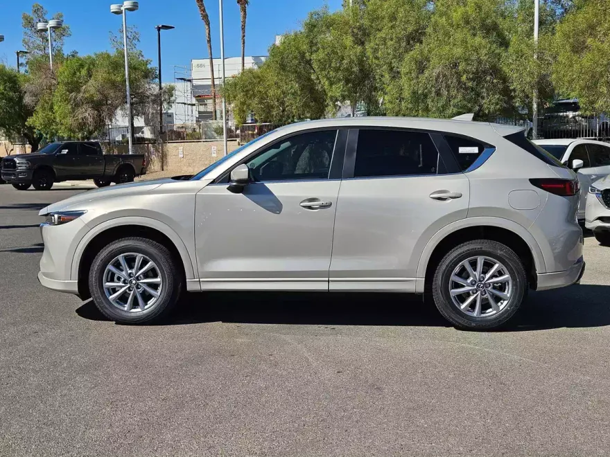 2025 Mazda CX-5 2.5 S Preferred photo 1