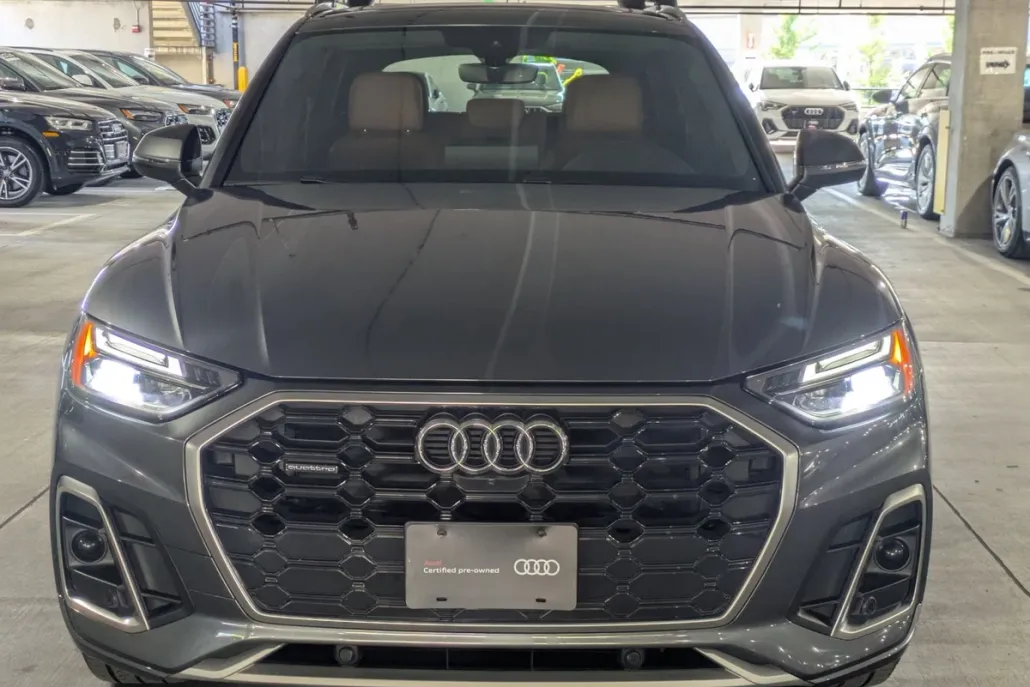 2022 Audi Q5 45 S line Premium photo 1