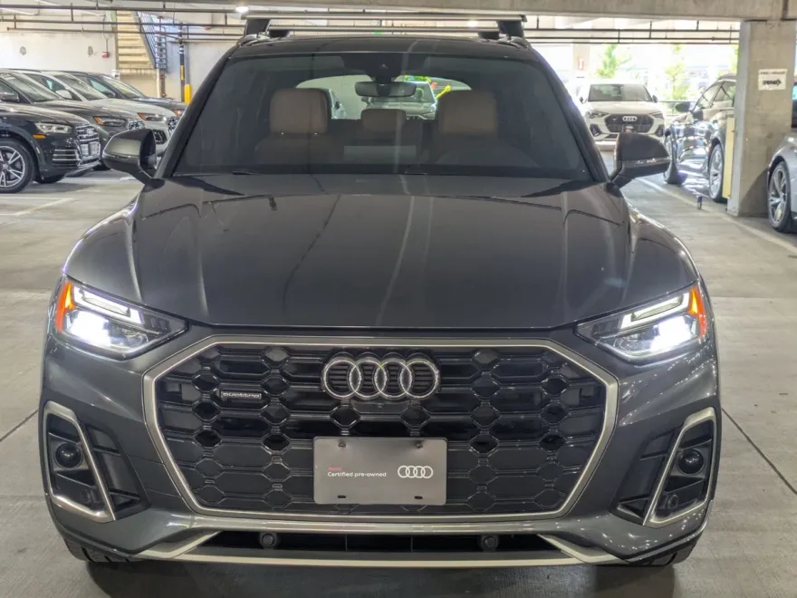2022 Audi Q5 45 S line Premium photo 1