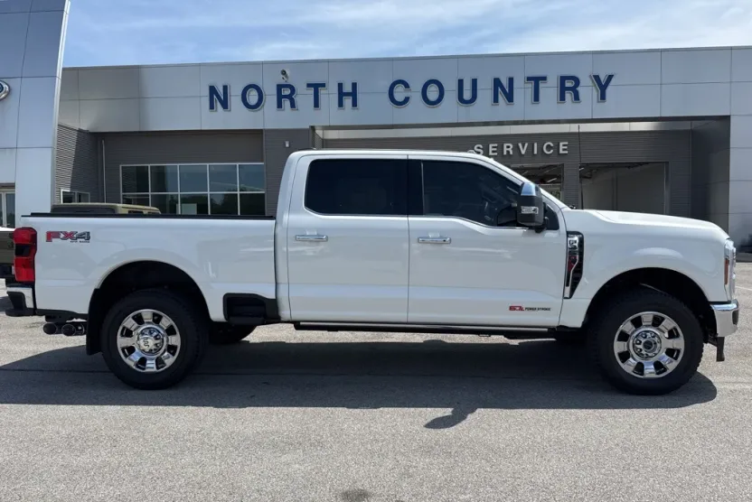 2025 Ford F-350 King Ranch photo 1