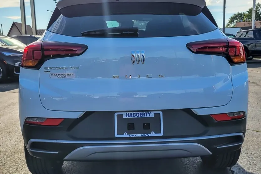 2025 Buick Encore GX Preferred photo 1