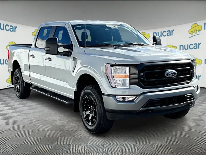 2021 Ford F-150 XLT photo 2