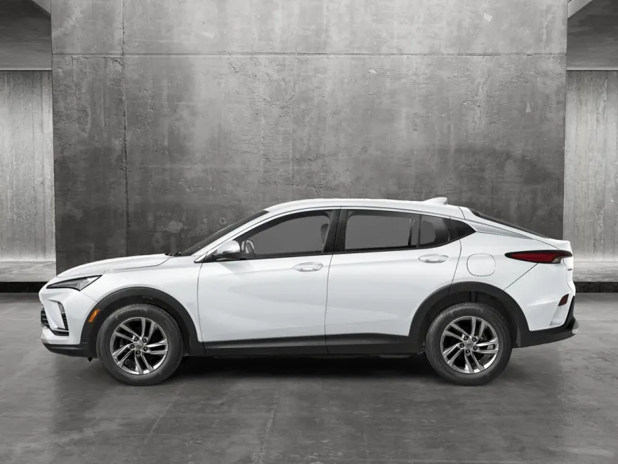 2025 Buick Envista ST photo 3