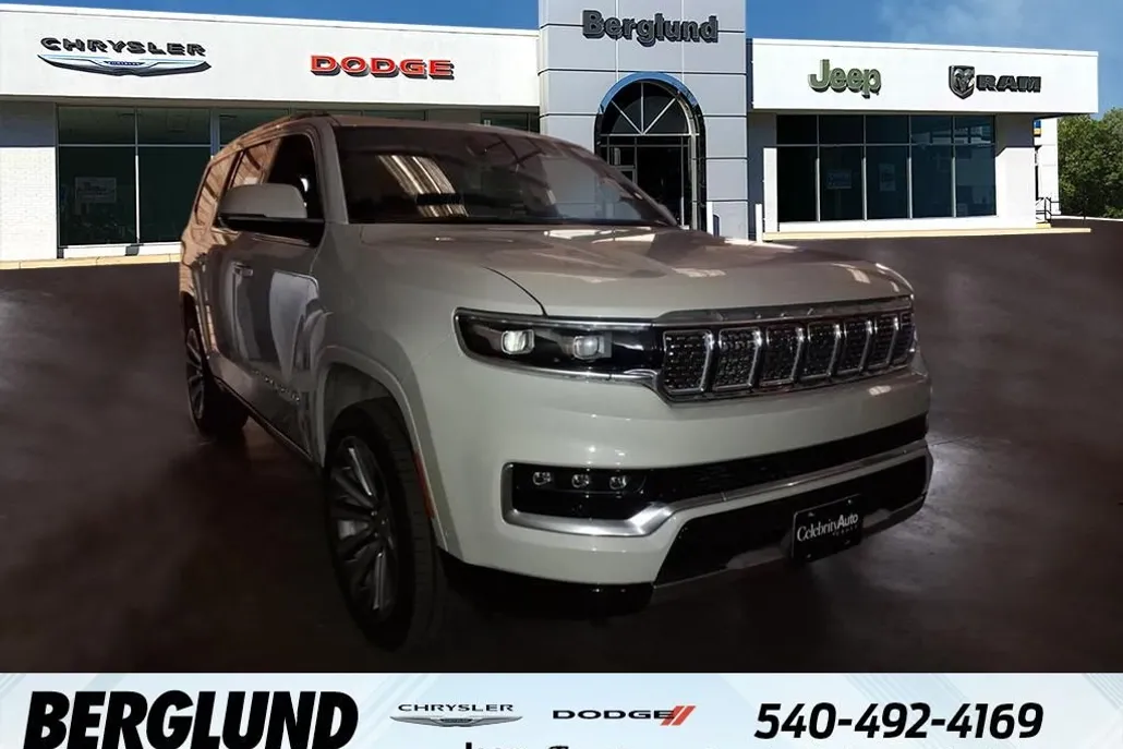 2022 Jeep Grand Wagoneer I photo 1