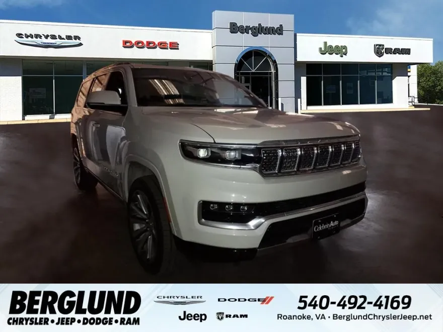 2022 Jeep Grand Wagoneer I photo 1