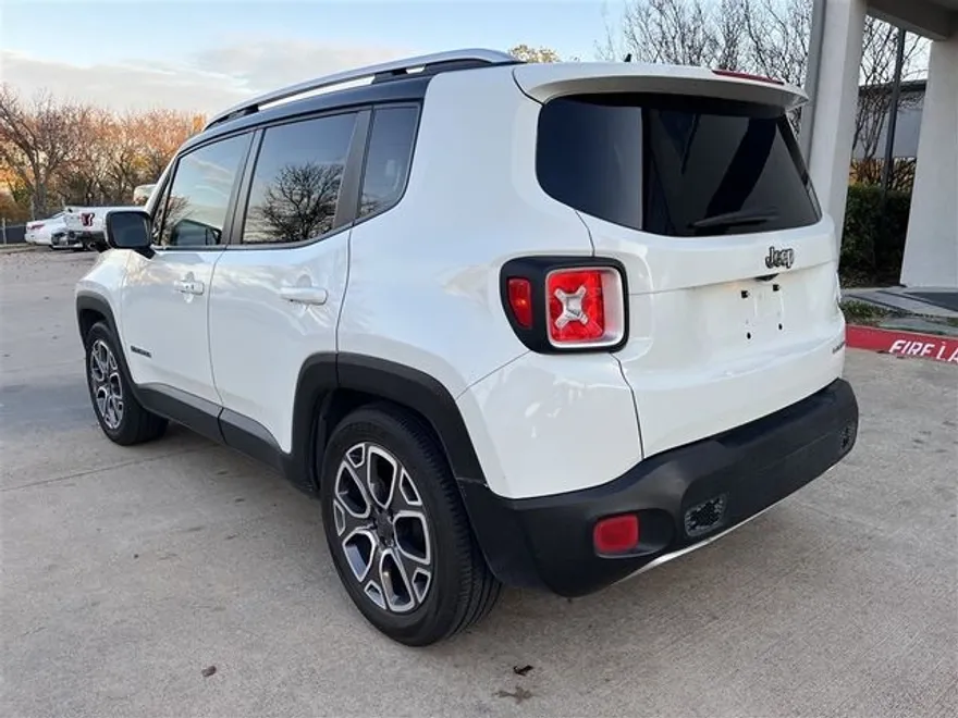2017 Jeep Renegade Limited photo 1