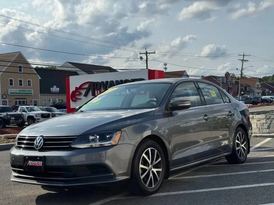 2017 Volkswagen Jetta 1.4T SE photo 1