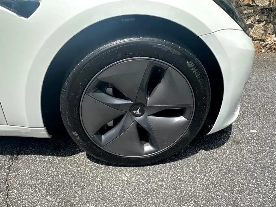 2023 Tesla Model 3 Long Range photo 46