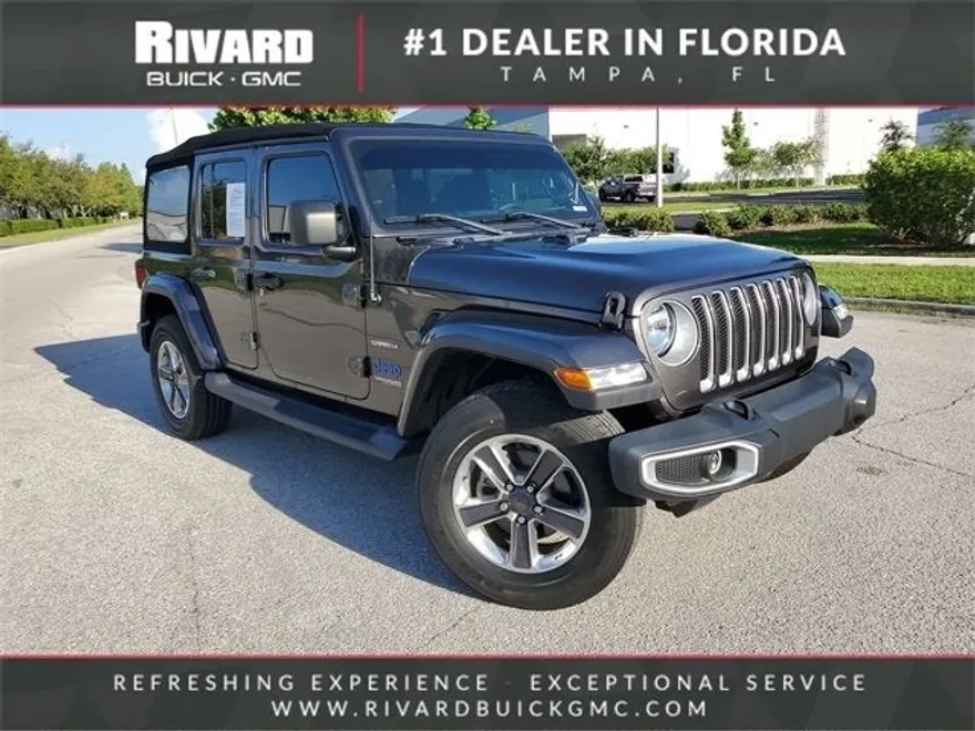 2019 Jeep Wrangler Unlimited Sahara photo 1