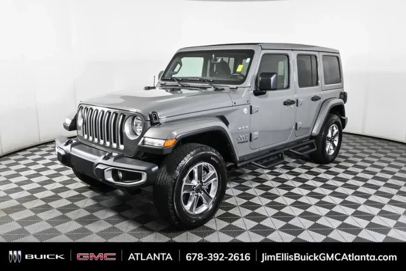 2021 Jeep Wrangler Unlimited Sahara photo 1
