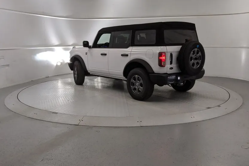2025 Ford Bronco Big Bend photo 1