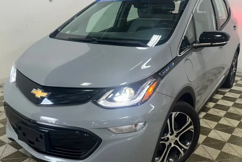 2019 Chevrolet Bolt EV Premier photo 1