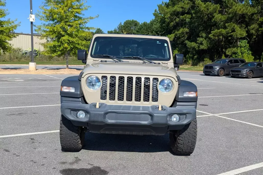 2020 Jeep Gladiator Sport photo 1