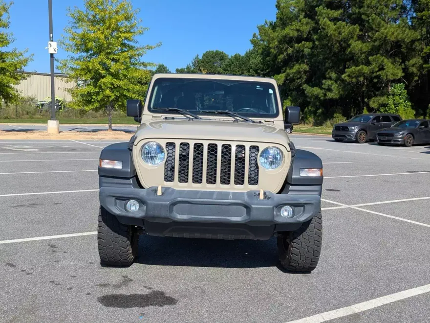2020 Jeep Gladiator Sport photo 1