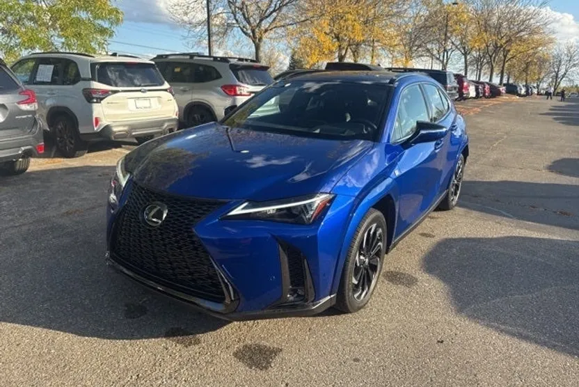 2023 Lexus UX 250h F SPORT Handling photo 1