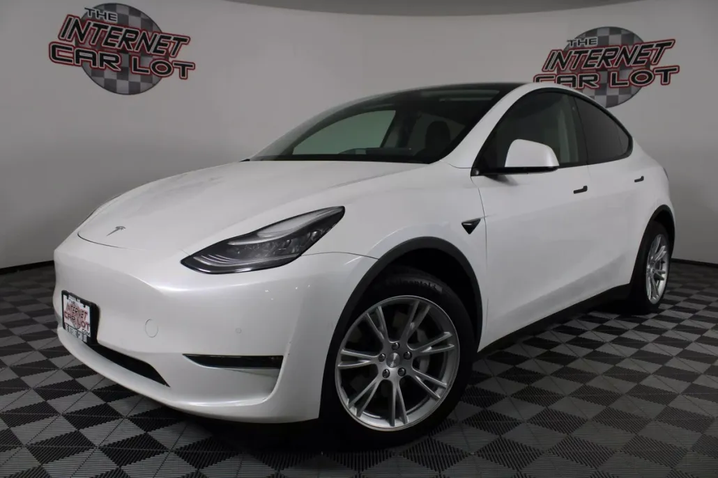 2020 Tesla Model Y Long Range photo 1