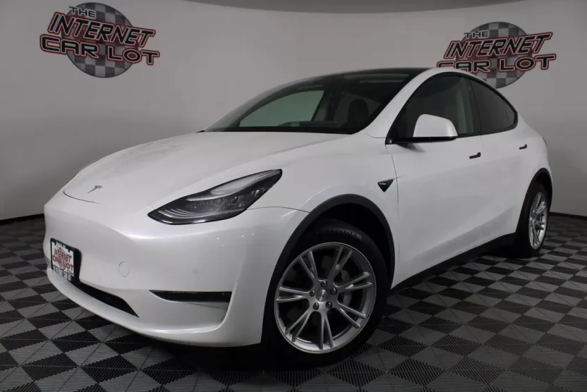 2020 Tesla Model Y Long Range photo 1
