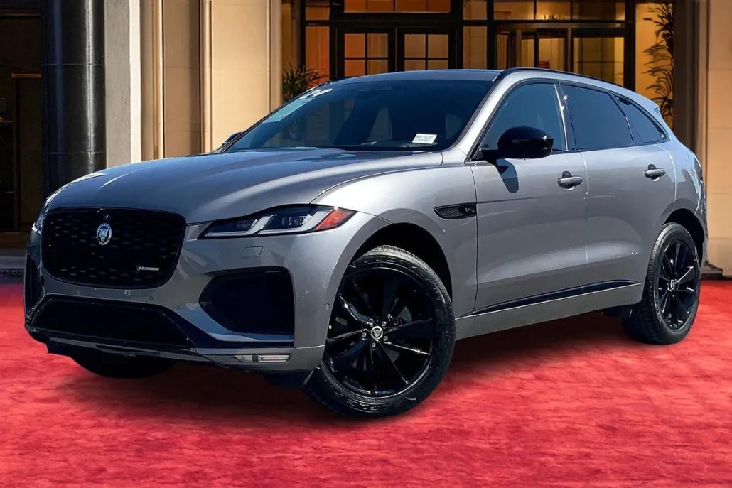 2024 Jaguar F-PACE P250 R-Dynamic S photo 1