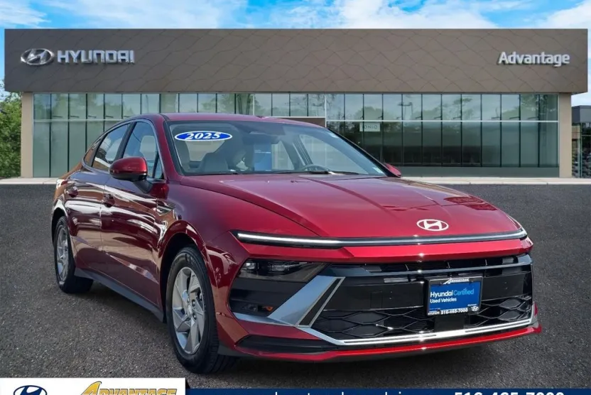 2025 Hyundai Sonata SE photo 1