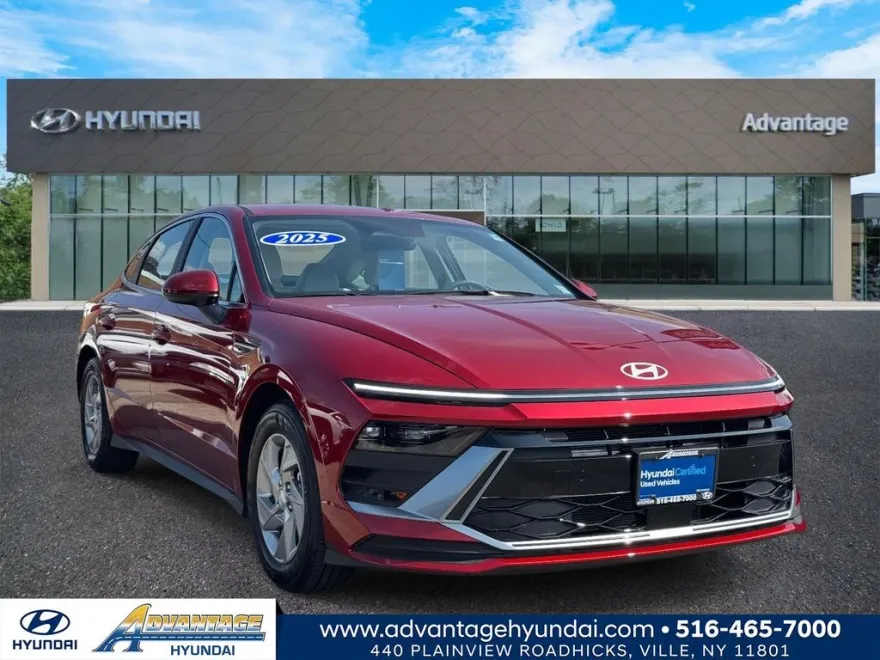 2025 Hyundai Sonata SE photo 1