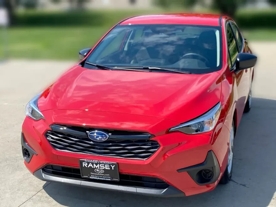 2025 Subaru Impreza Base photo 1