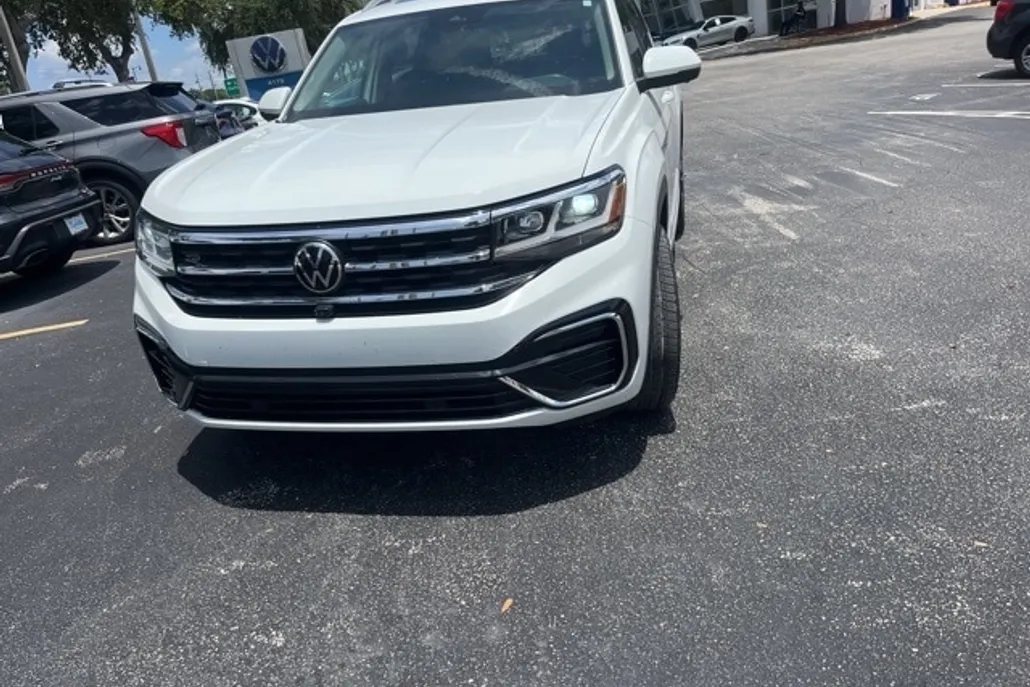 2021 Volkswagen Atlas V6 SEL Premium R-Line photo 1