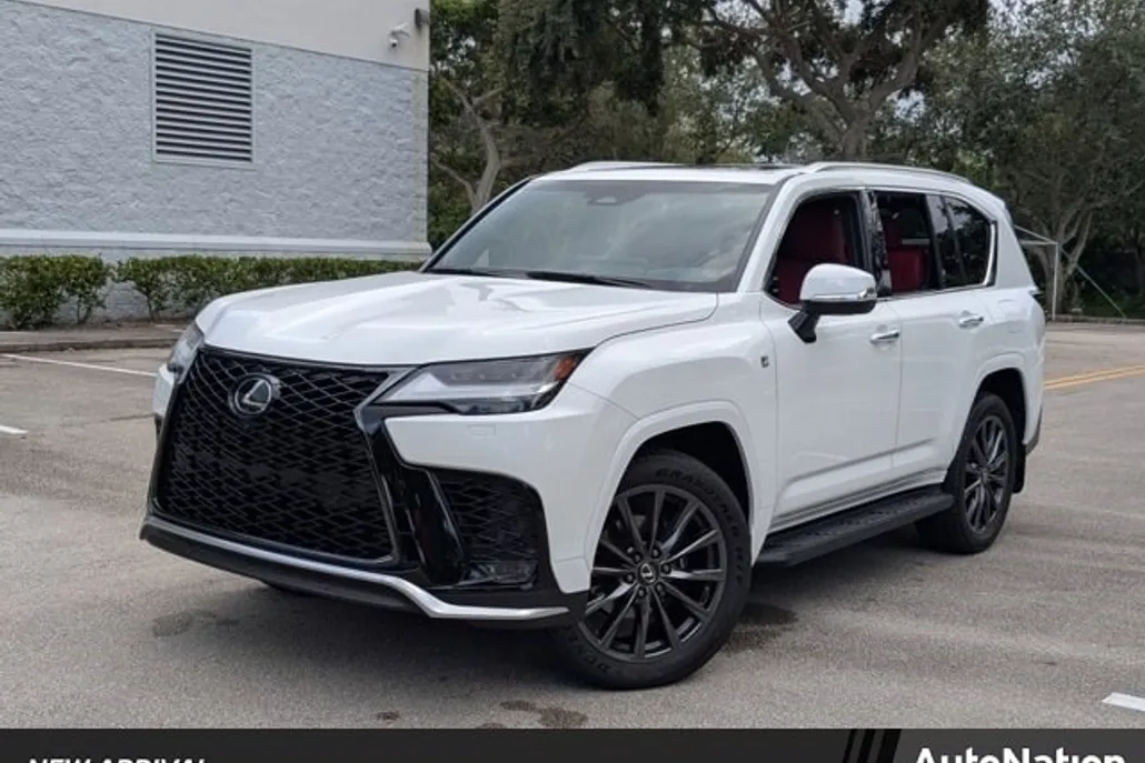 2025 Lexus LX 600 F SPORT photo 1