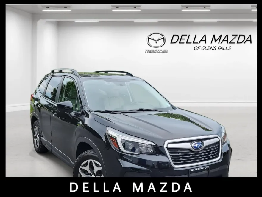2021 Subaru Forester Premium photo 1