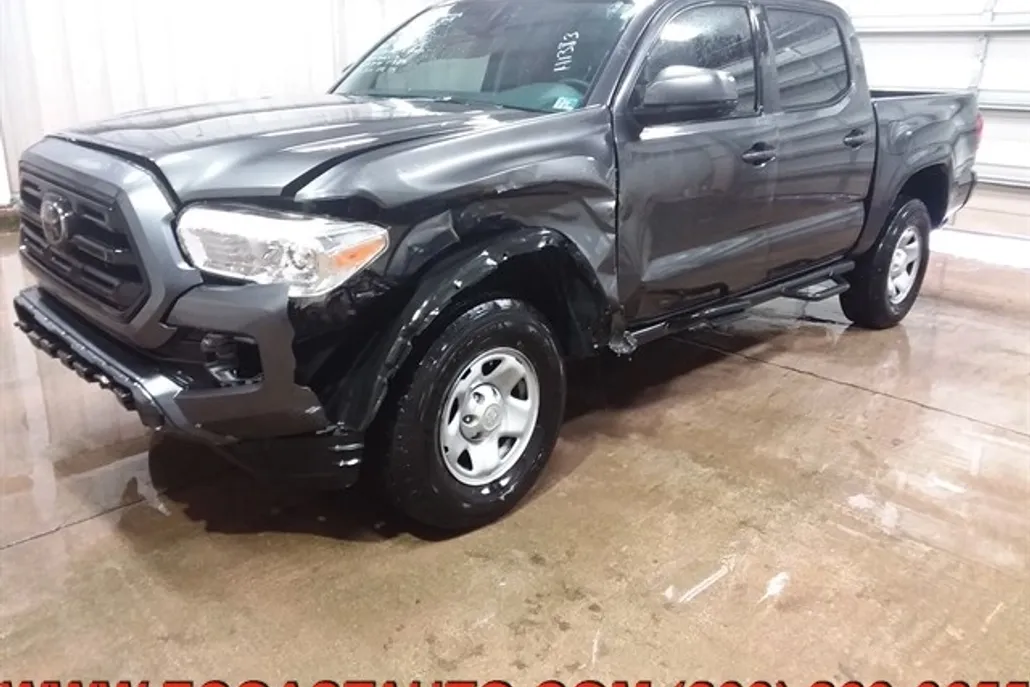 2018 Toyota Tacoma SR photo 1