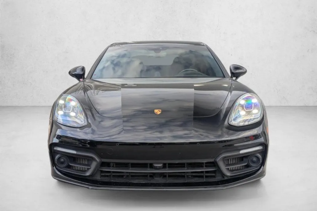 2022 Porsche Panamera 4S E-Hybrid photo 1