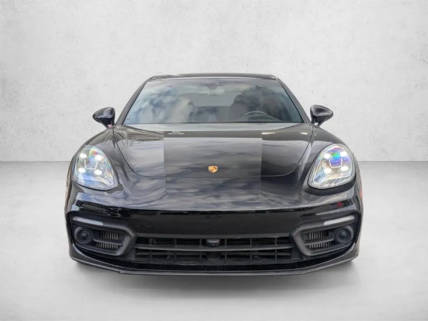 2022 Porsche Panamera 4S E-Hybrid photo 1