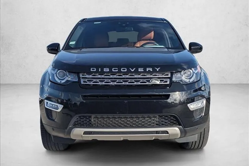 2016 Land Rover Discovery Sport HSE LUX photo 1