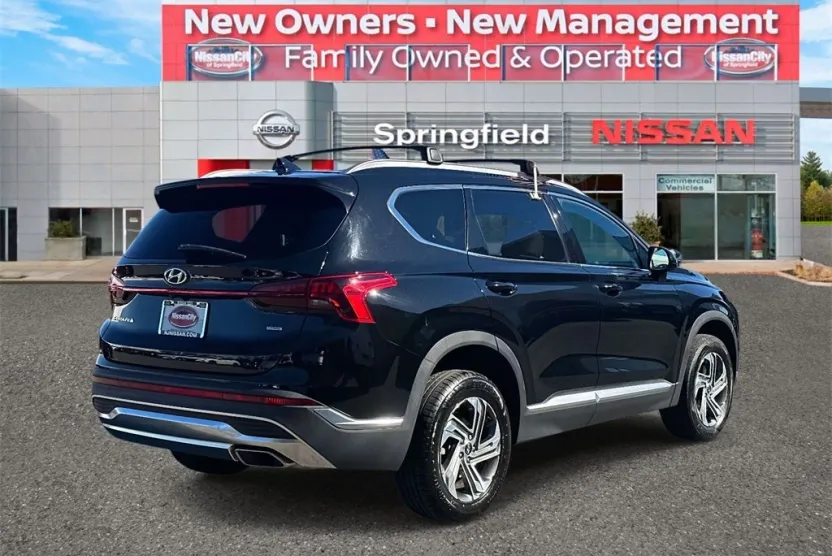 2022 Hyundai Santa Fe SEL photo 1