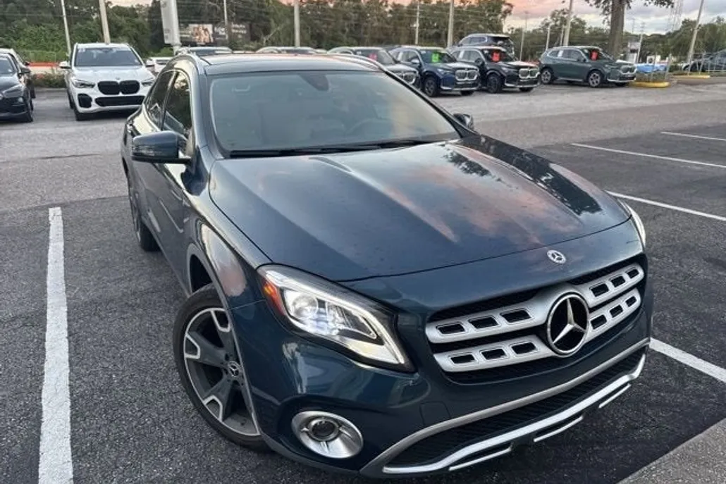 2020 Mercedes Benz GLA 250 photo 1