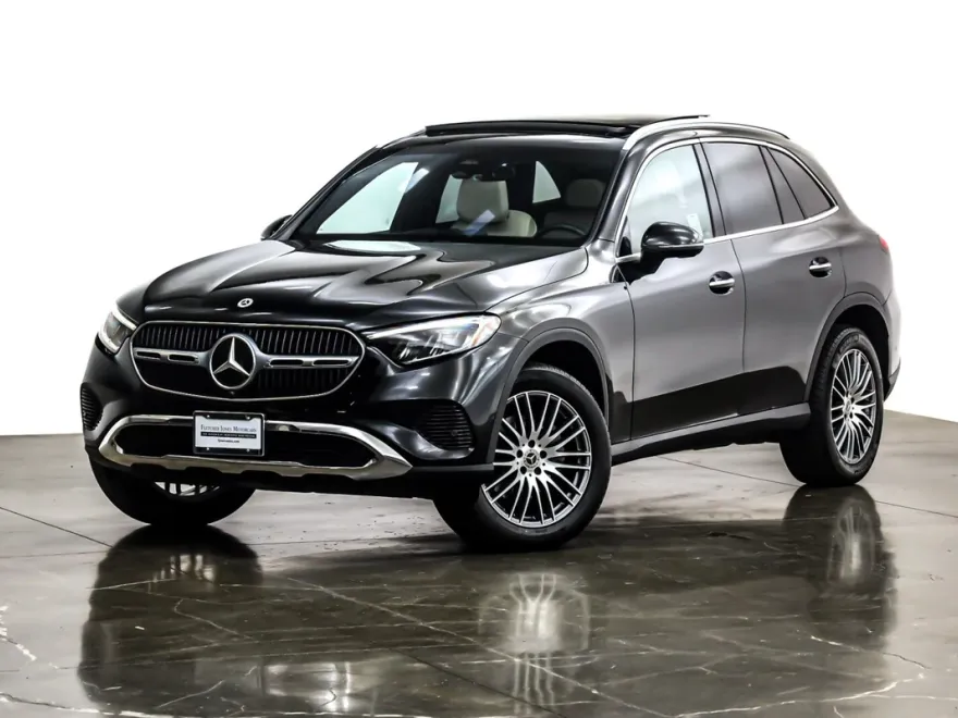 2024 Mercedes Benz GLC 300 4MATIC photo 1