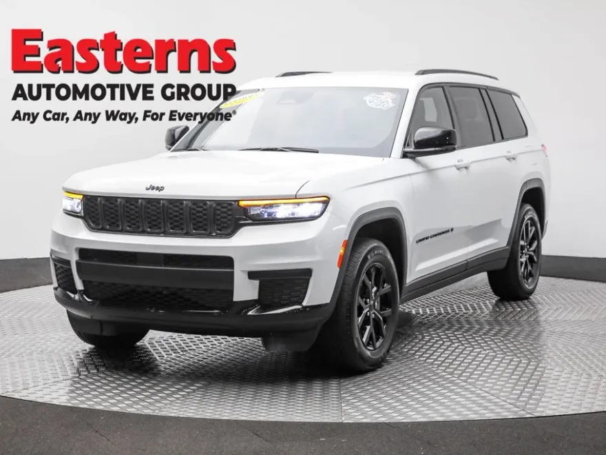 2024 Jeep Grand Cherokee Altitude photo 1