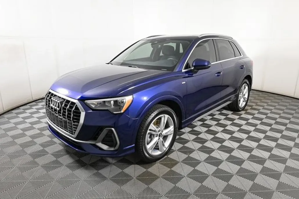2021 Audi Q3 Premium S line photo 1