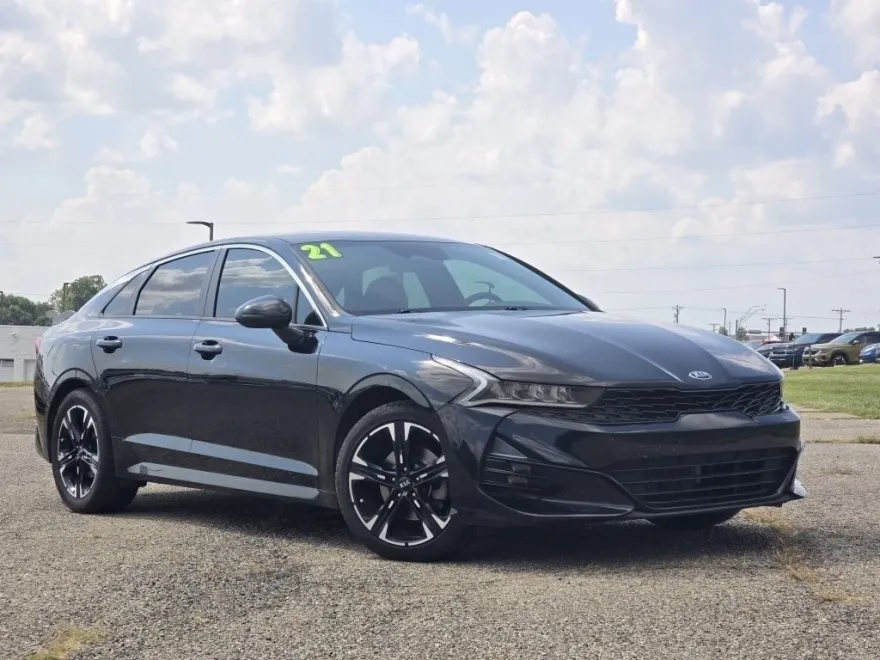 2021 Kia K5 GT-Line photo 1
