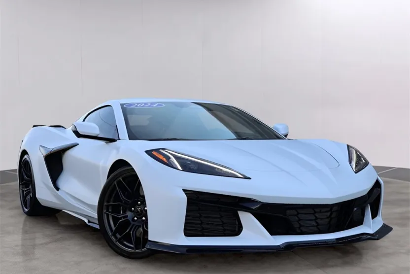 2024 Chevrolet Corvette Z06 3LZ photo 1