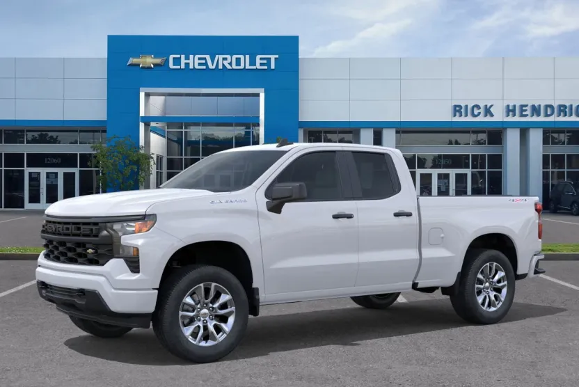 2026 Chevrolet Silverado 1500 Custom photo 1