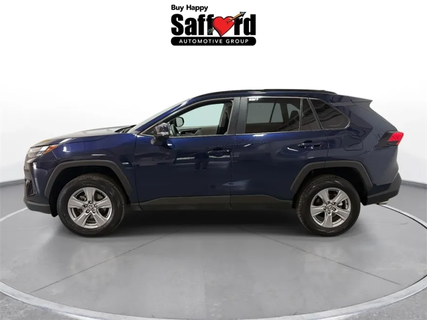 2024 Toyota RAV4 XLE photo 1